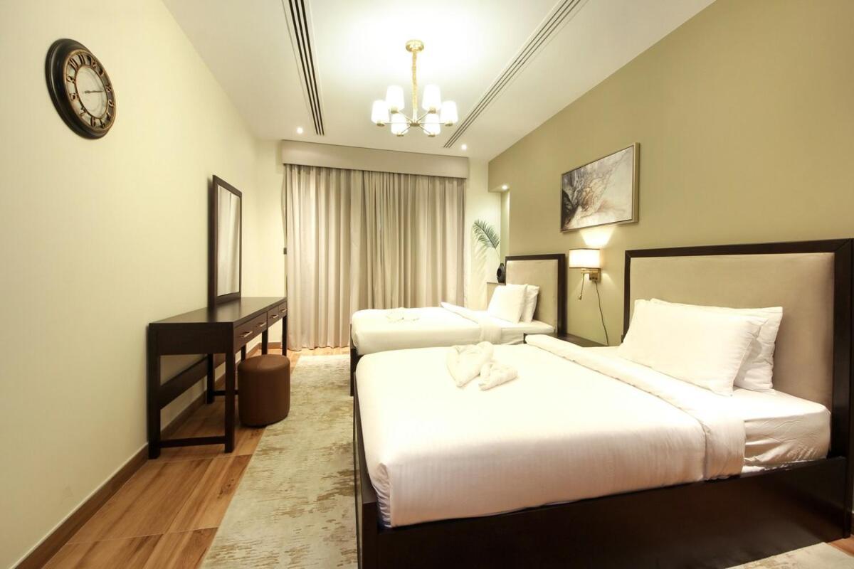 Apartment 2br Chic Elite In Downtown Near Mall Dubai