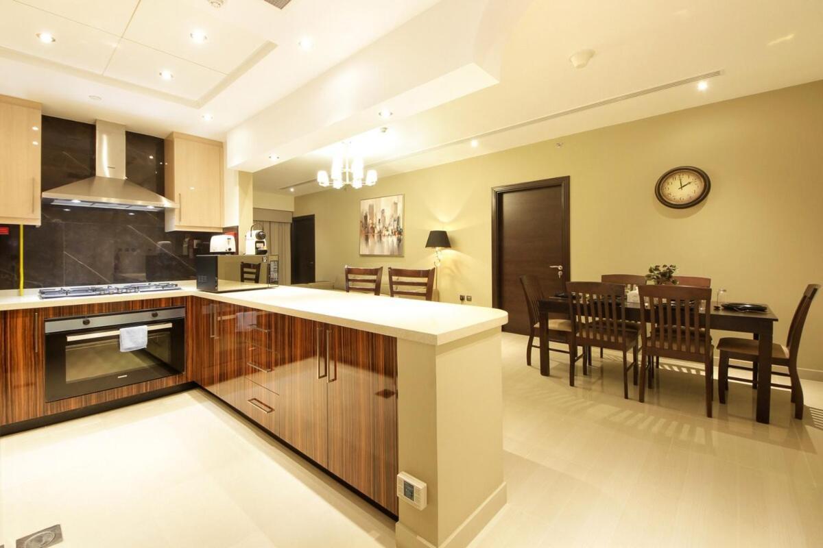 Apartment 2br Chic Elite In Downtown Near Mall Dubai
